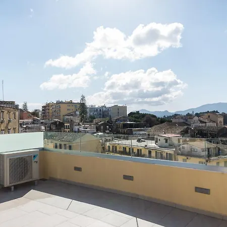 Leonidas - Annunziata Luxury Penthouse Apartment *